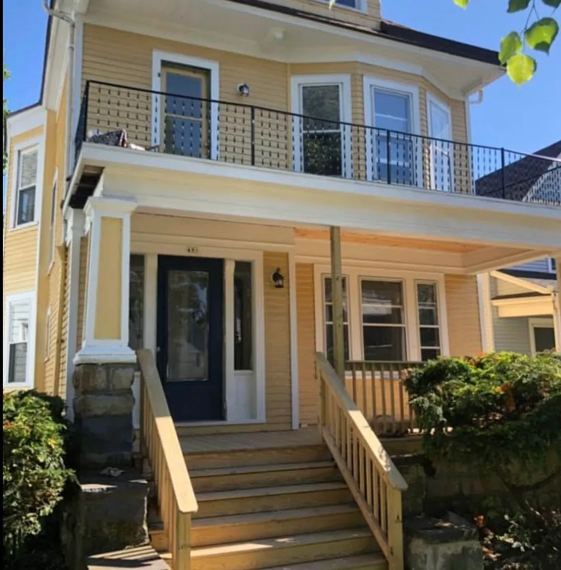 171 Blaine Ave — Photo 1