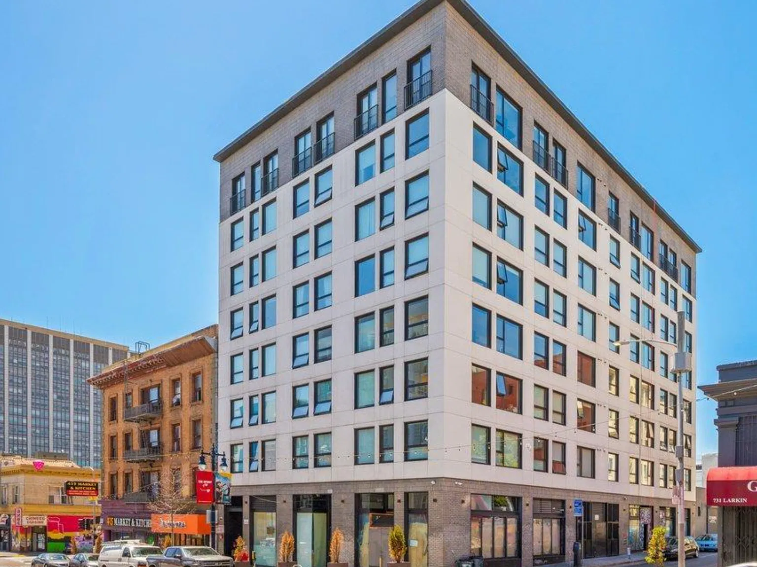 1 bed, 676 sqft, $3,500 — Photo 4