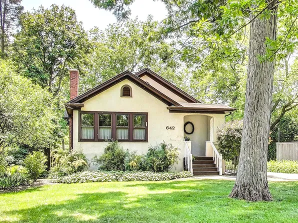 642 Gray Ave, Highland Park, IL 60035