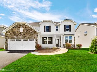 1995 Bent Grass Way, Bolingbrook, IL 60490