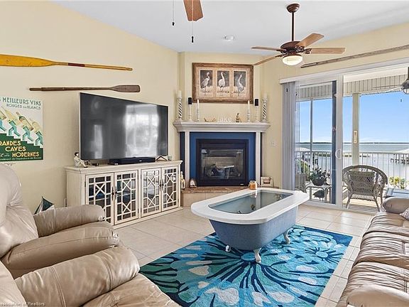 3rd image of 3359 Placid View Dr