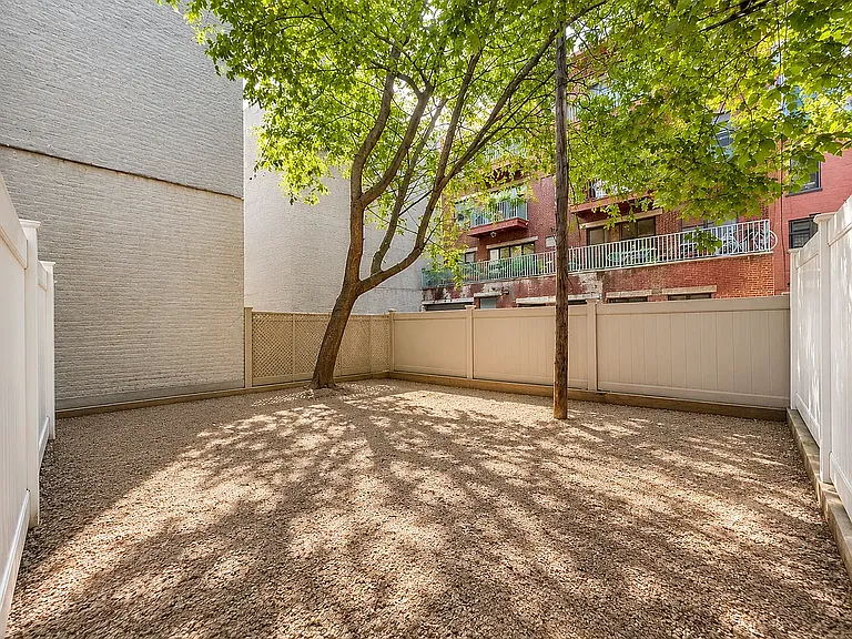 720 De Kalb Ave #6 — Photo 6