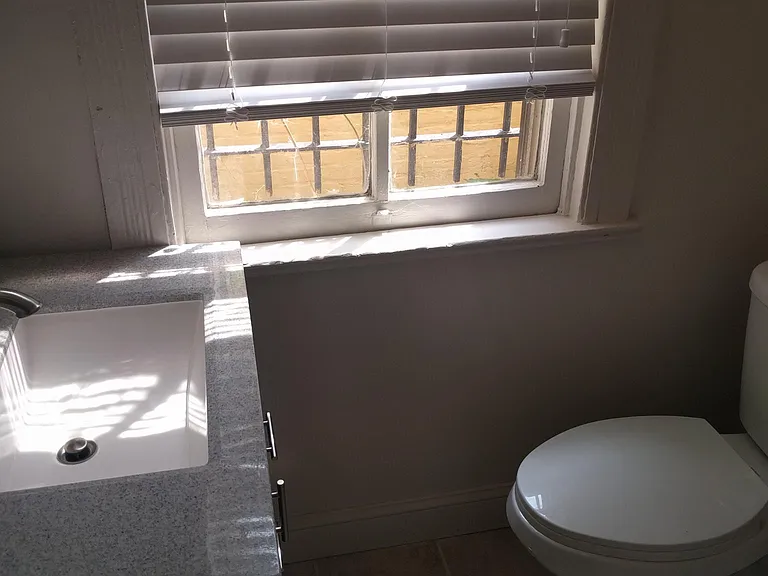 910 Cameron St #2 — Photo 23