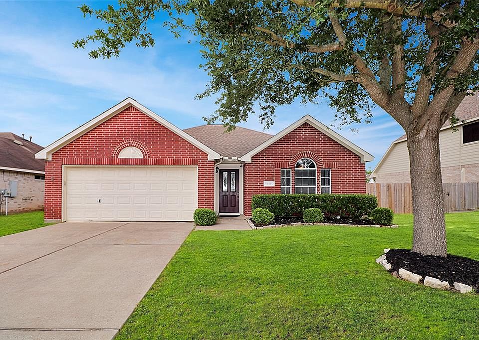 1st image of 118 Tanya Dr