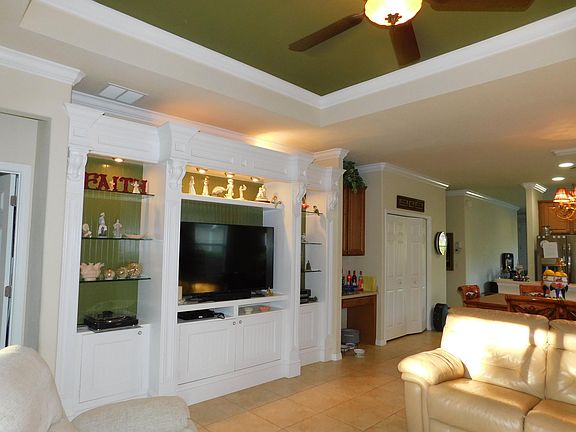 3rd image of 2347 Caraway Dr