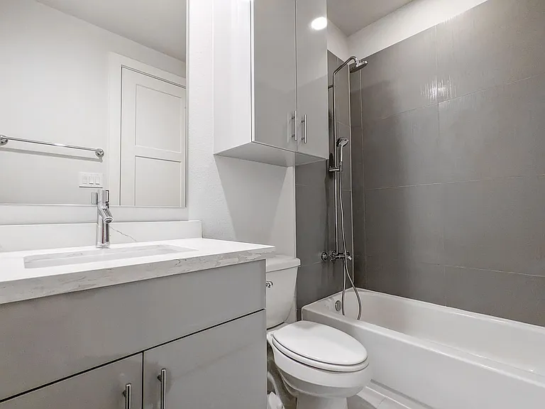 2414 Canal St #E — Photo 33