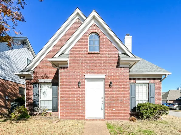 8730 Eagle View Dr, Cordova, TN 38018