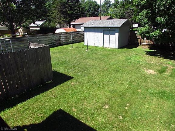 4th image of 949 35th Ave N