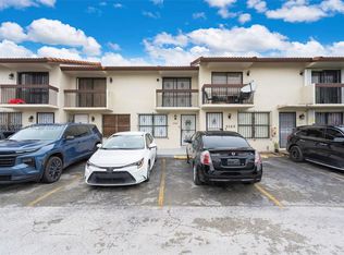 2091 W 54th St #69, Hialeah, FL 33016