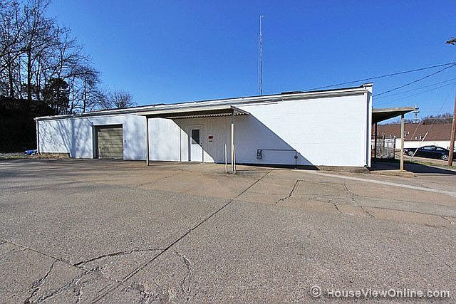 2nd image of 1459 Thomas Dr
