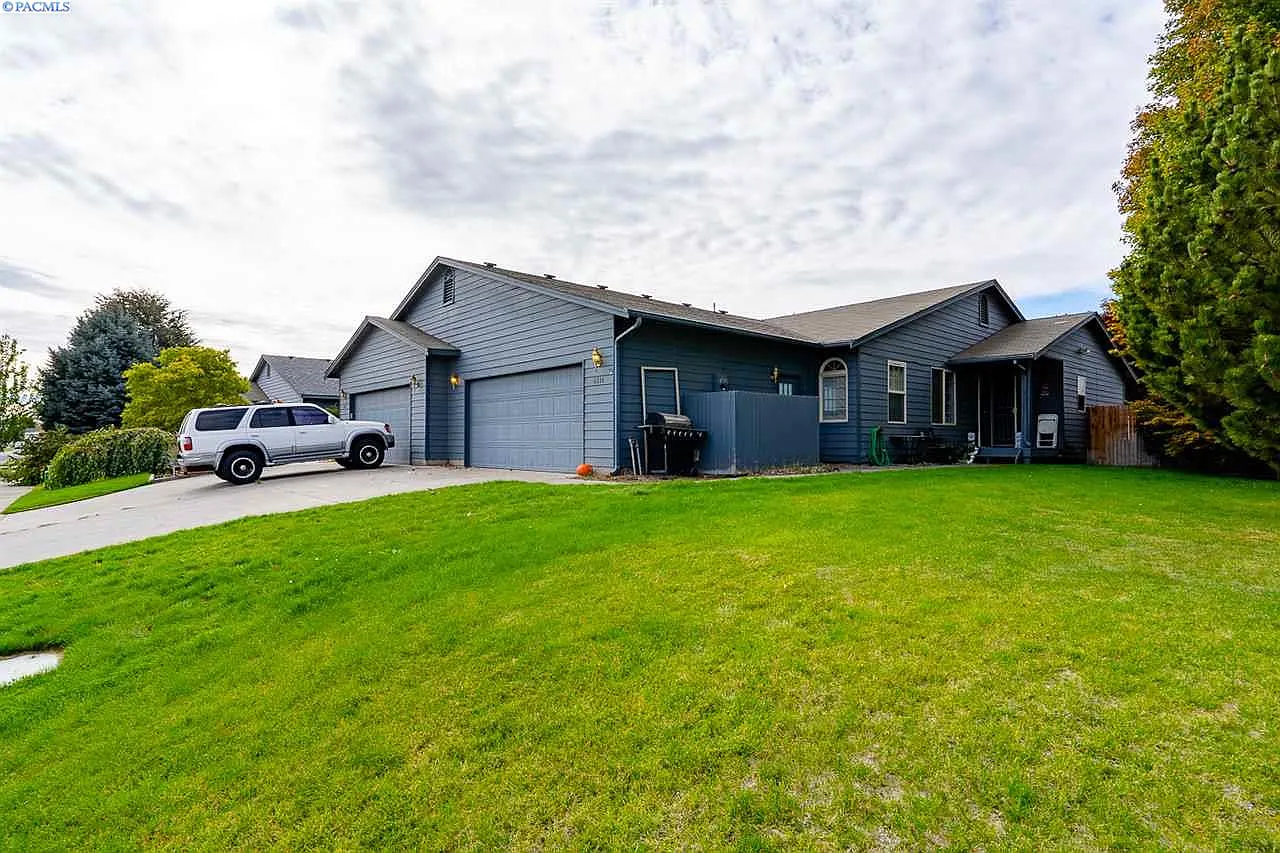 4614 Peyote Dr photo 1