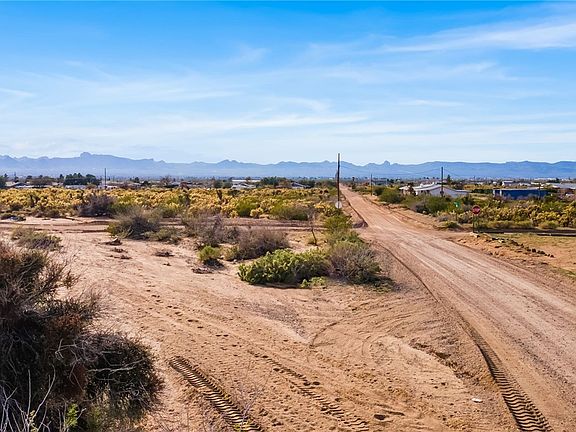 3rd image of 20 S Hope Rd #20