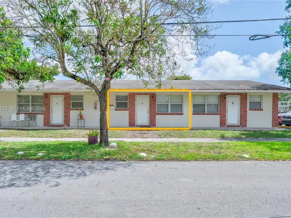 856 SW 10th St APT 2, Hallandale Beach, FL 33009