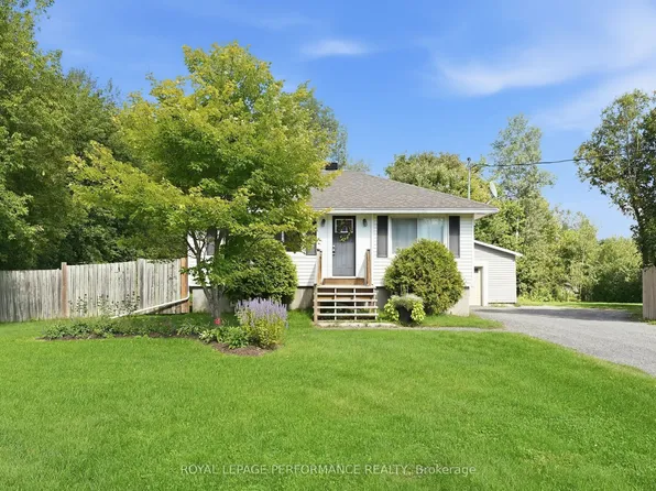 1695 Lacasse Rd, Clarence Rockland, ON K0A 1N0
