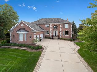 65 Ruffled Feathers Dr, Lemont, IL 60439