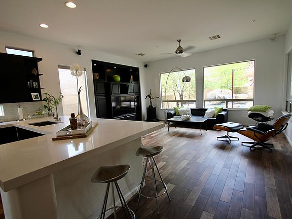 4th image of 15012 E Vermillion Dr