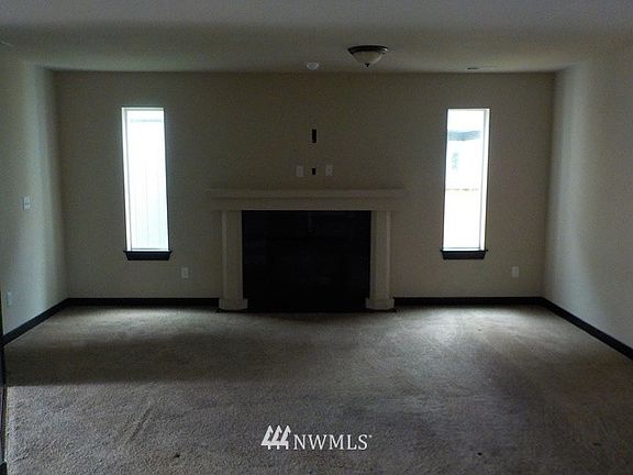 3rd image of 4217 E N Street