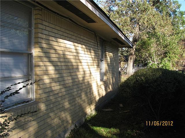 2nd image of 10450 Wolbrook St