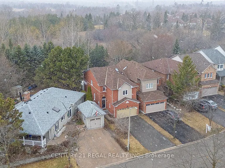 42 Ballymore Dr — Photo 49