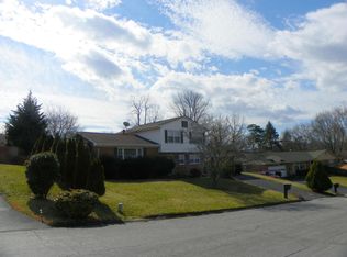 3031 Northside Rd, Roanoke, VA 24019