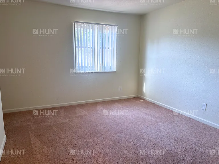 14 Northampton Dr — Photo 13