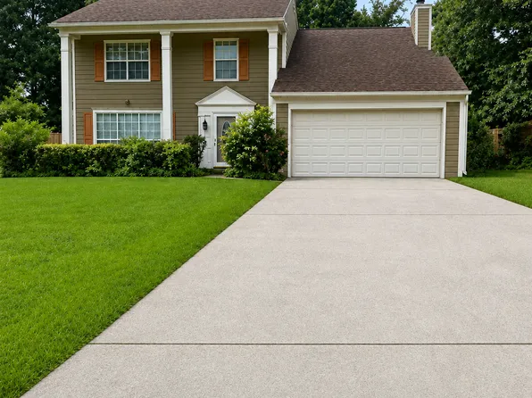 124 Heathrow Dr, Riverdale, GA 30274