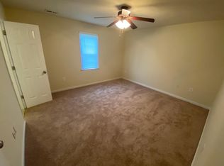 905 Maple St, Ashland, VA 23005