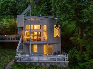 17946 W Spring Lake Dr SE, Renton, WA 98058