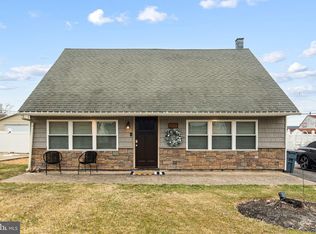 2863 Nautilus Rd, Philadelphia, PA 19154