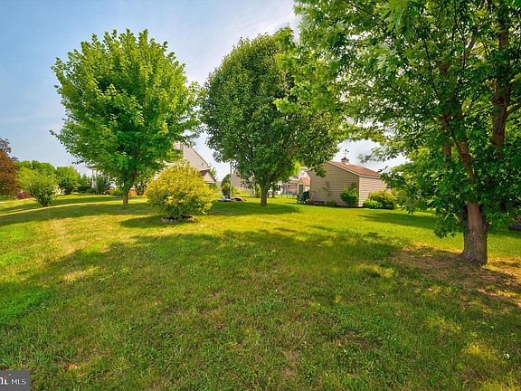3rd image of 17803 Justice Ct