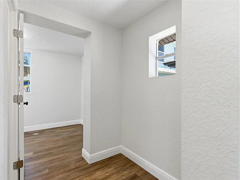 113 145th Ave E #6 — Photo 10