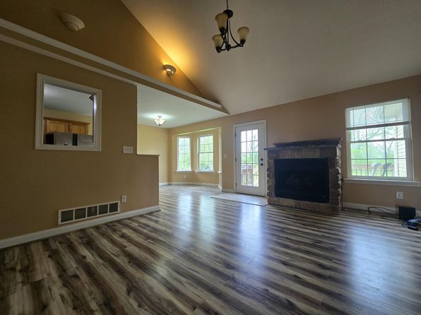 118 Mourning Dove Dr, Warsaw, KY 41095