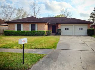 806 Merribrook Ln, Friendswood, TX 77546