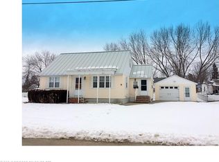 4 Lee St, Winslow, ME 04901