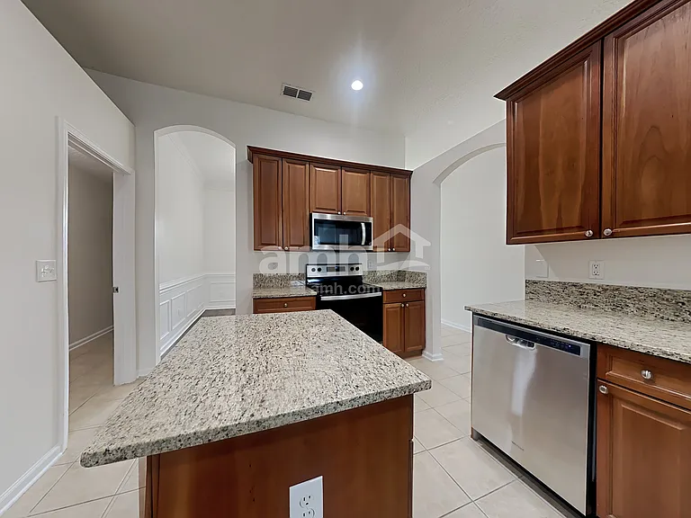 1582 Sailmaker Ln — Photo 4