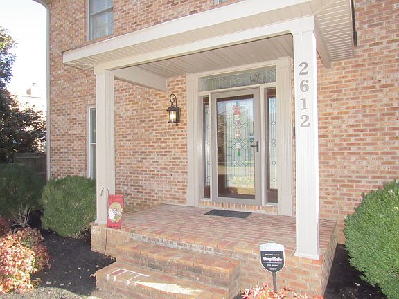 3rd image of 2612 Shannon Dr