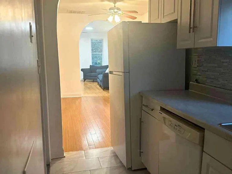 2448 Lakeview Ave #2 — Photo 15