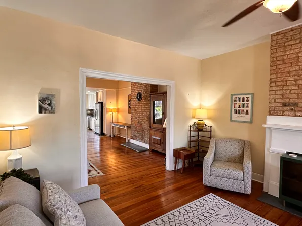 2815 E Clay St, Richmond, VA 23223