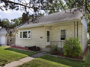 6944 Clinton Ave, Minneapolis, MN 55423