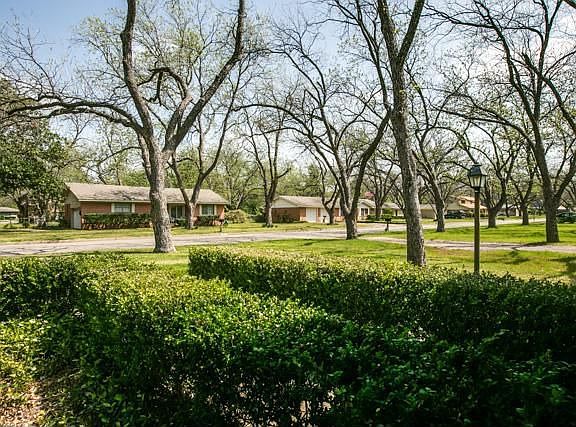 5th image of 1812 Nueces Trl