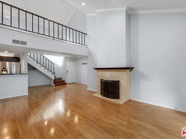 5325 Newcastle Ave Unit 338, Encino, CA 91316
