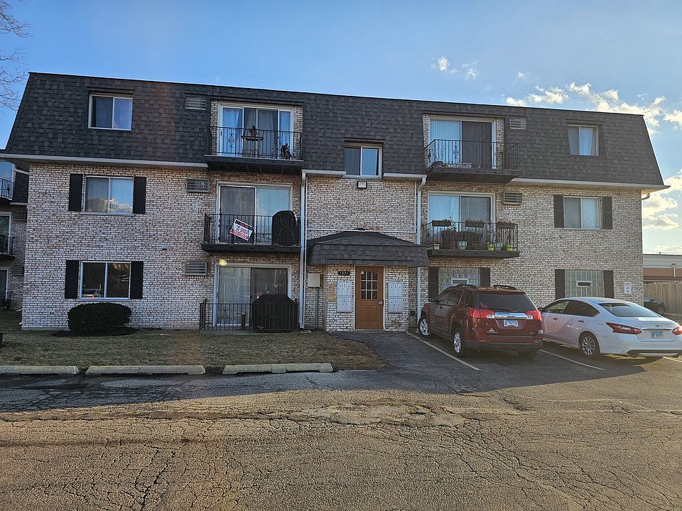 1st image of 1321 N Baldwin Ct Unit 1C