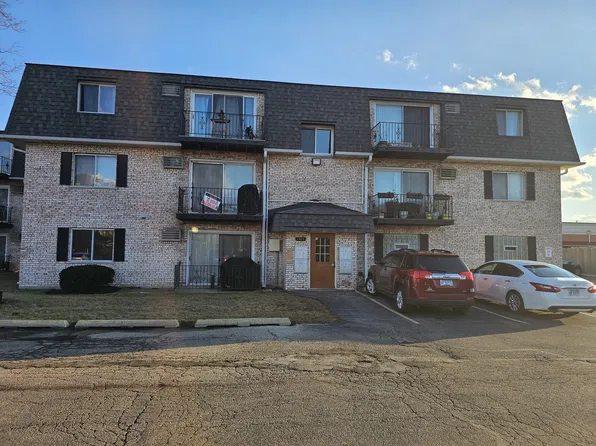 1321 N Baldwin Ct Unit 1C, Palatine, IL 60074