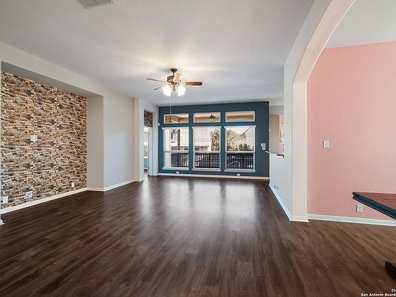 5th image of 530 OAKMONT WAY