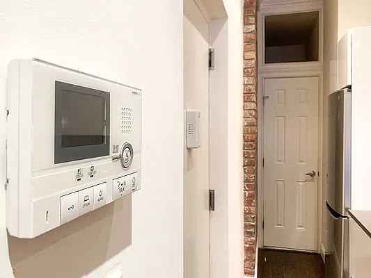 Rented by Dallien Realty Limited Liability Company | media 34