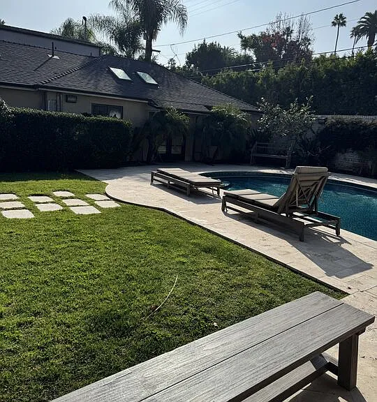 625 N Elm Dr — Photo 3