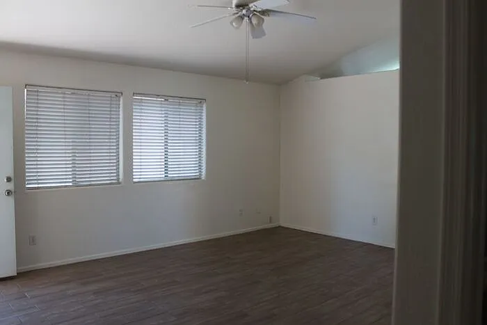 921 S Val Vista Dr #180 — Photo 13