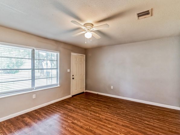 5423 Willow Glen Dr