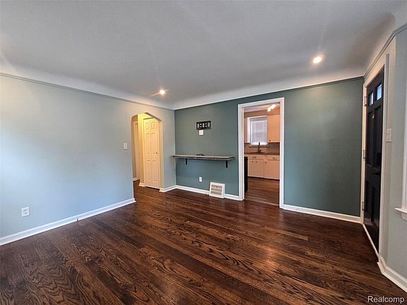 4th image of 203 S Wilson Ave