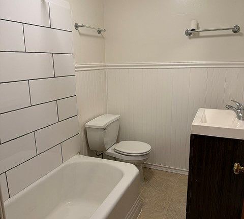 5th image of 145 W Cedar St #4